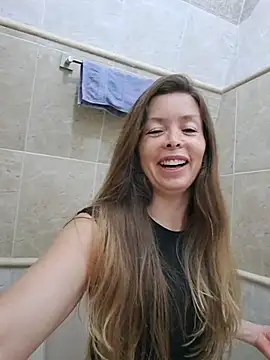 karina warthon online show from 22, 3, 2026