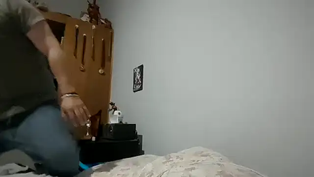 shaggy696909 online show from 12, 2, 2025