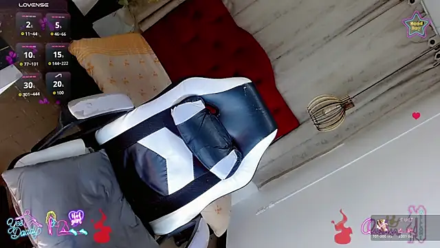 Snapshot of Gisele_fox chatting on 6, 2, 2026 Gisele fox online show from 6, 2, 2026