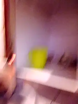 Snapshot of KMbesxxx chatting on 14, 10, 2025 KMbesxxx online show from 14, 10, 2025