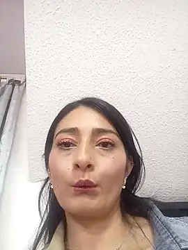 BELLA--26 online show from 8, 1, 2025