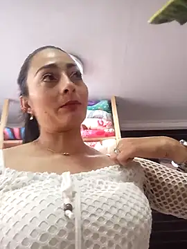 BELLA--26 online show from 12, 1, 2025