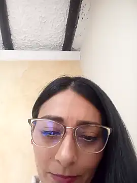 BELLA--26 online show from 15, 1, 2025