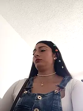 BELLA--26 online show from 18, 1, 2025