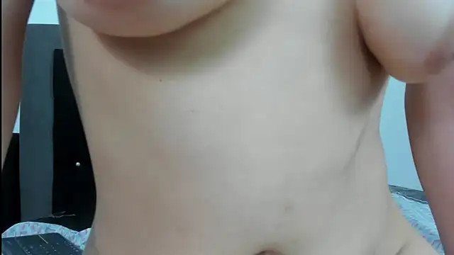 Snapshot of violetadumsper chatting on 11, 1, 2025 violetadumsper online show from 11, 1, 2025