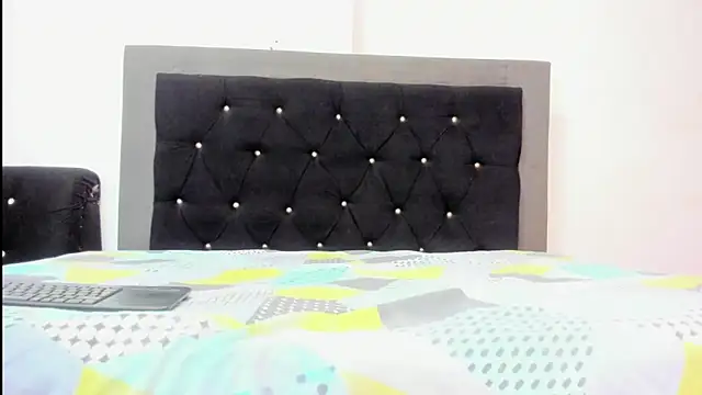 Snapshot of violetadumsper chatting on 3, 2, 2025 violetadumsper online show from 3, 2, 2025