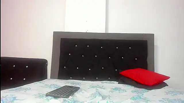Snapshot of violetadumsper chatting on 21, 2, 2025 violetadumsper online show from 21, 2, 2025