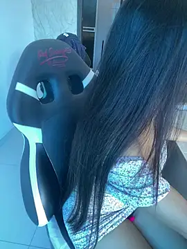 lia ros online show from 11, 1, 2025