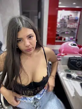 lia ros online show from 15, 2, 2025