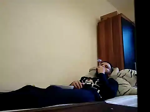 Snapshot of calacalacala chatting on 6, 1, 2025 calacalacala online show from 6, 1, 2025