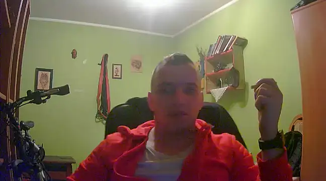 szymoneztra online show from 1, 1, 2025