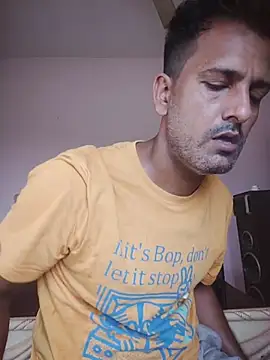 Snapshot of MAGNETICDADDY8 chatting on 1, 10, 2025 MAGNETICDADDY8 online show from 1, 10, 2025