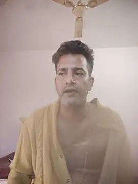 Snapshot of MAGNETICDADDY8 chatting on 6, 10, 2025 MAGNETICDADDY8 online show from 6, 10, 2025