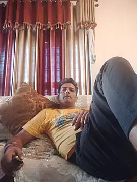 Snapshot of MAGNETICDADDY8 chatting on 15, 10, 2025 MAGNETICDADDY8 online show from 15, 10, 2025