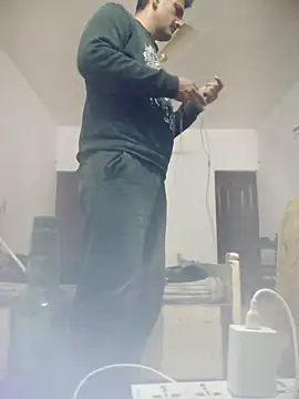 Snapshot of MAGNETICDADDY8 chatting on 23, 10, 2025 MAGNETICDADDY8 online show from 23, 10, 2025