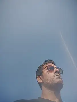 Snapshot of MAGNETICDADDY8 chatting on 29, 10, 2025 MAGNETICDADDY8 online show from 29, 10, 2025