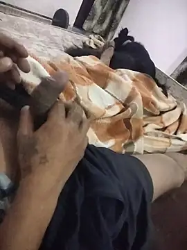 Snapshot of MAGNETICDADDY8 chatting on 29, 10, 2025 MAGNETICDADDY8 online show from 29, 10, 2025