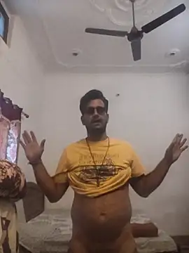 Snapshot of MAGNETICDADDY8 chatting on 31, 10, 2025 MAGNETICDADDY8 online show from 31, 10, 2025