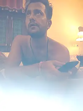 Snapshot of MAGNETICDADDY8 chatting on 1, 11, 2025 MAGNETICDADDY8 online show from 1, 11, 2025