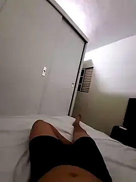 manterei2 online show from 2, 1, 2025