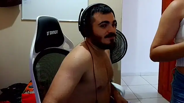 Snapshot of camillebr chatting on 18, 2, 2025 camillebr online show from 18, 2, 2025