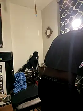 Yoshibaby2670 online show from 4, 11, 2025