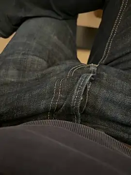 Pierre22000 online show from 18, 12, 2025