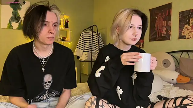 VeryRare TwinS online show from 6, 10, 2025