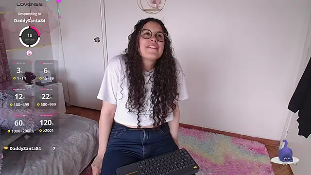 Charlotte  Miller online show from 31, 1, 2025