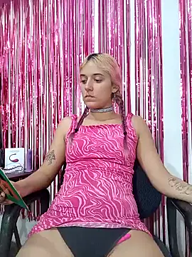 Snapshot of GoddessTeffy_ chatting on 6, 1, 2025 GoddessTeffy online show from 6, 1, 2025