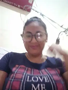 Snapshot of acuarela chatting on 18, 2, 2025 acuarela online show from 18, 2, 2025
