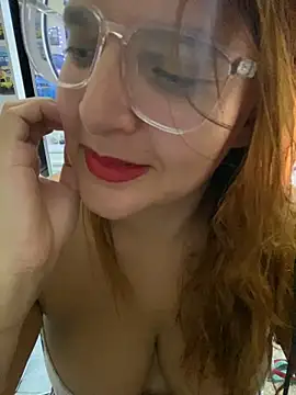 AliceRuivinha2 online show from 24, 1, 2025