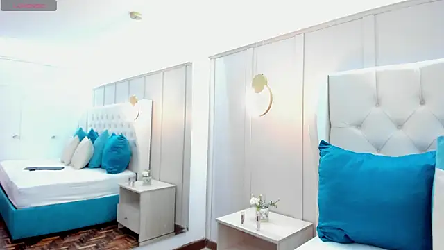 violeta ruiz  online show from 1, 3, 2025