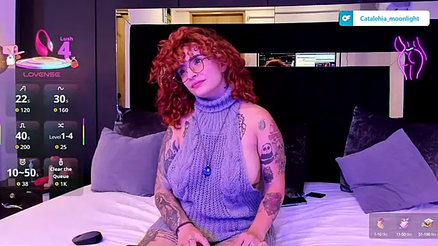 Snapshot of catalehia_moonlight chatting on 27, 9, 2025 catalehia moonlight online show from 27, 9, 2025