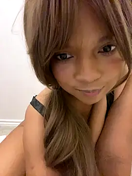 AwkwardJasminee online show from 28, 9, 2025