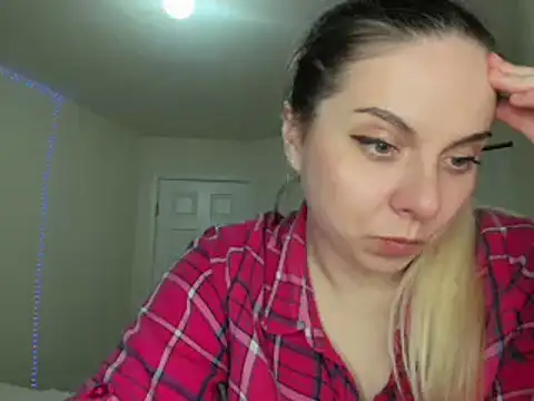 Snapshot of HappyIva chatting on 26, 2, 2025 HappyIva online show from 26, 2, 2025
