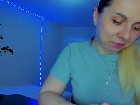 Snapshot of HappyIva chatting on 16, 3, 2025 HappyIva online show from 16, 3, 2025