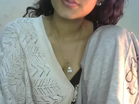 Horny honey69 online show from 17, 3, 2025