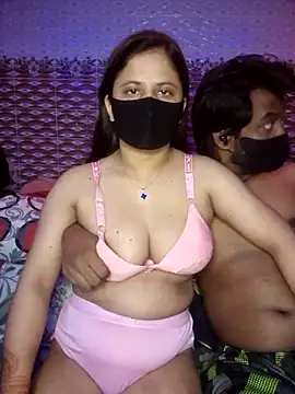 Hot Nila online show from 3, 5, 2026