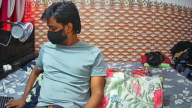 Hot Nila online show from 13, 5, 2026
