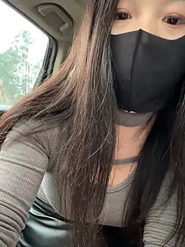 SSSniang- online show from 1, 2, 2026