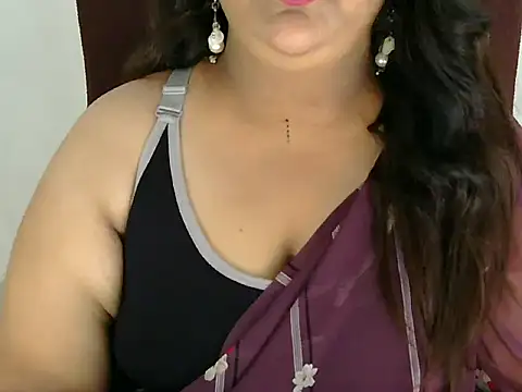 Jenny lovee online show from 6, 5, 2026