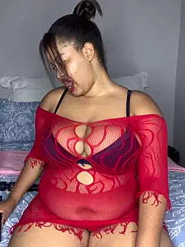 sexytinashe21 online show from 5, 3, 2026