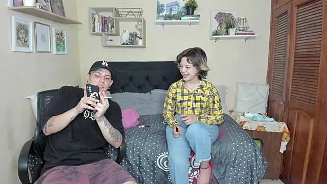 Blondandtattoofaced online show from 27, 2, 2025