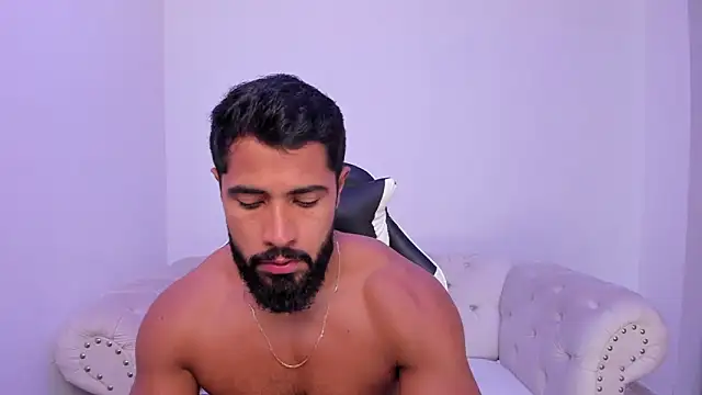 Santiago huntt online show from 22, 12, 2025