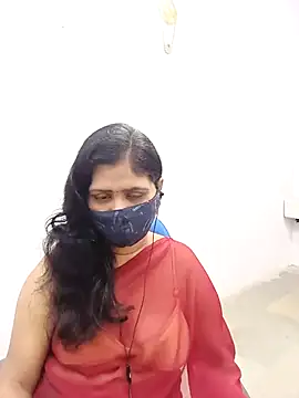 Lucky-Deepthi online show from 4, 3, 2025