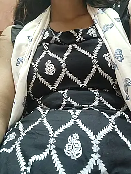 Snapshot of Barbie_183 chatting on 13, 9, 2025 Barbie 183 online show from 13, 9, 2025