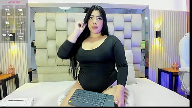 ashlyn parker online show from 17, 1, 2025