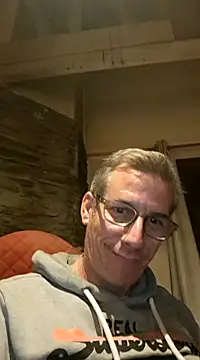 Snapshot of dimitrimarek chatting on 18, 1, 2025 dimitrimarek online show from 18, 1, 2025