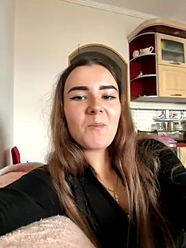 mewKate online show from 10, 10, 2025